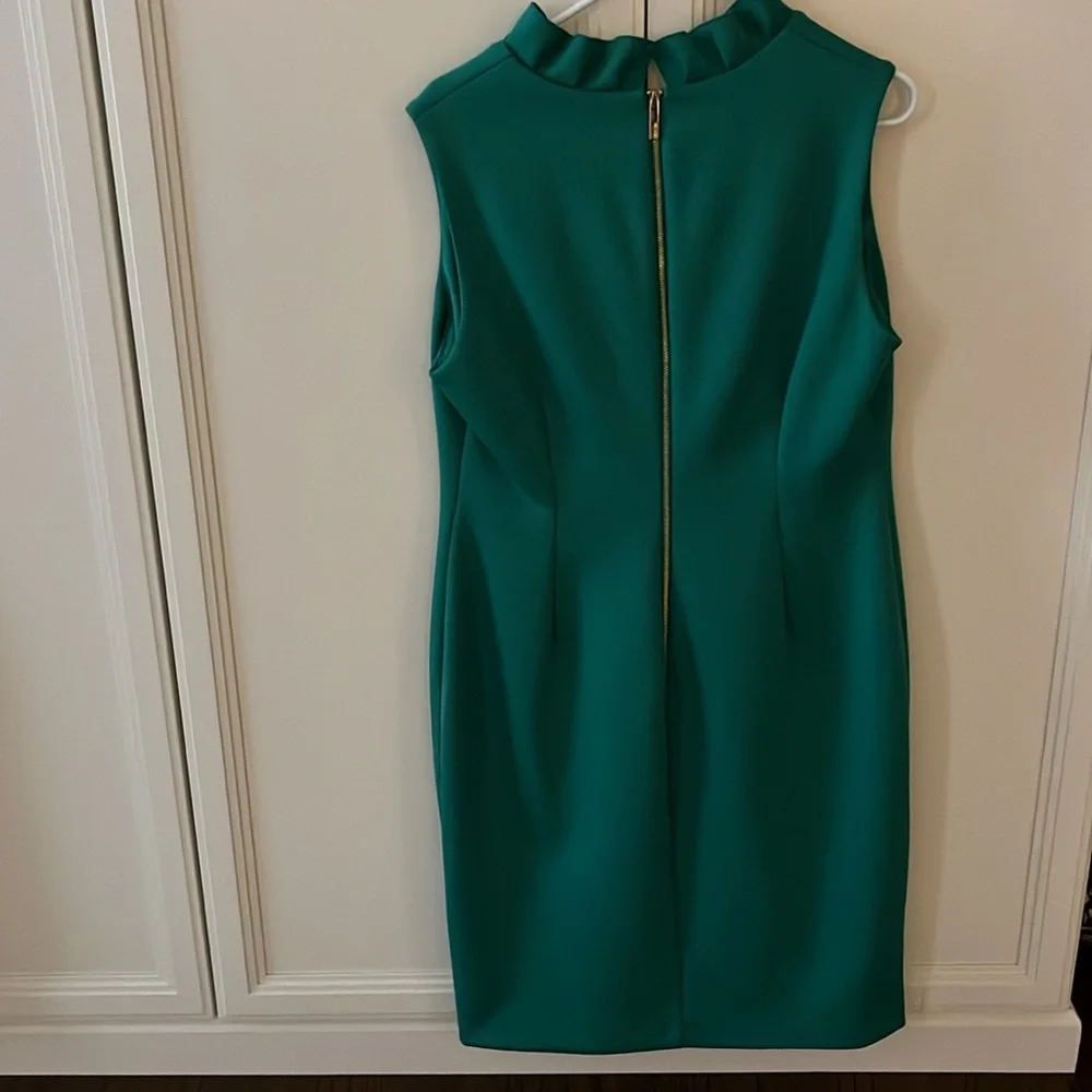 Bright green Calvin Klein size 14. NWOT - Picture 3 of 4